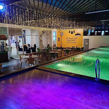Khas Makassar Hotel Екстериор снимка
