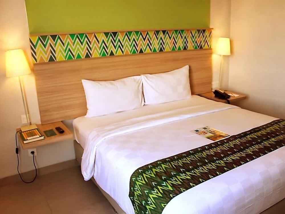 Khas Makassar Hotel Екстериор снимка